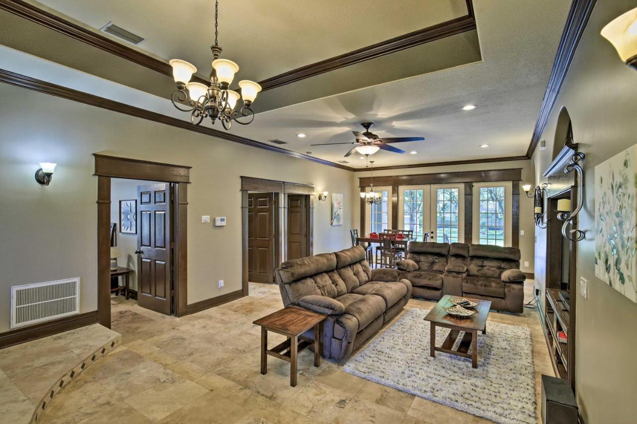 Tampa Oasis With Pool About 7 Mi To Busch Gardens! Exterior foto